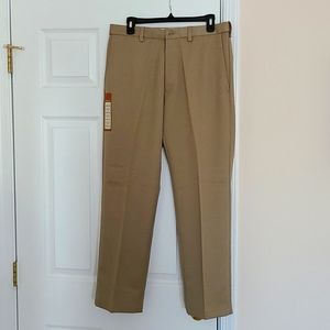 NWT Haggar Men's Cool 18 Pro Classic Fit Flat Front Pant British Khaki 33x29